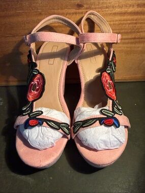 Yoki Pink Embroidered Floral Suede Heels